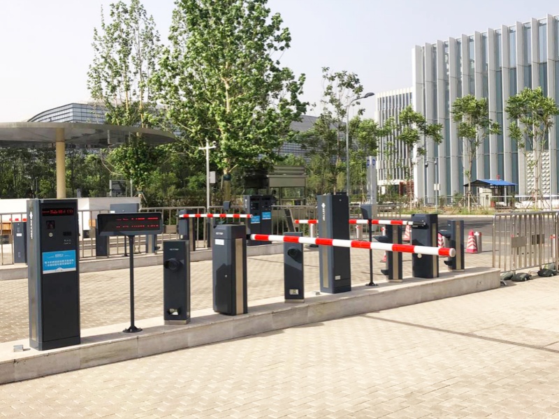 北京騰訊總部大廈停車場收費(fèi)管理系統(tǒng)及設(shè)備案例